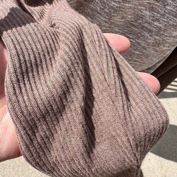 TRU SELF long sleeve T-shirt, back shoulder knit, women's size M - Picture 6 of 10